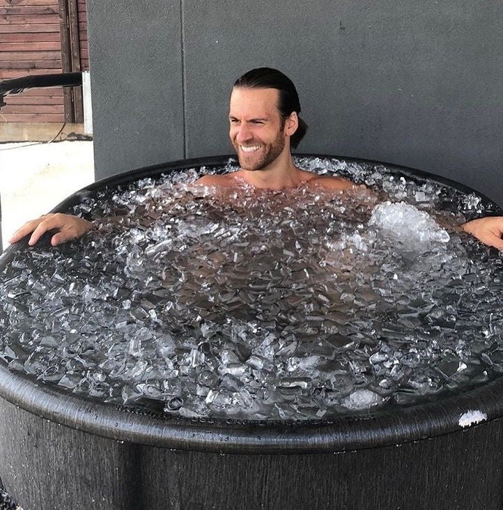Man in Ice Bath Tub vs Ice