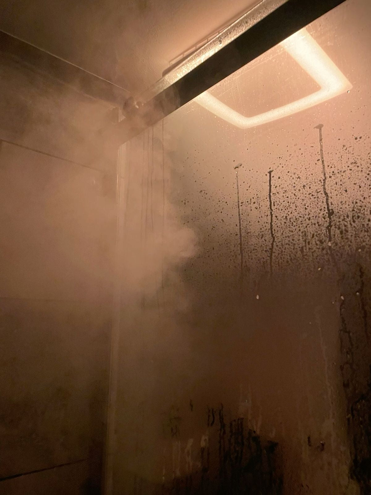 Full Glass Steamy Steam Shower