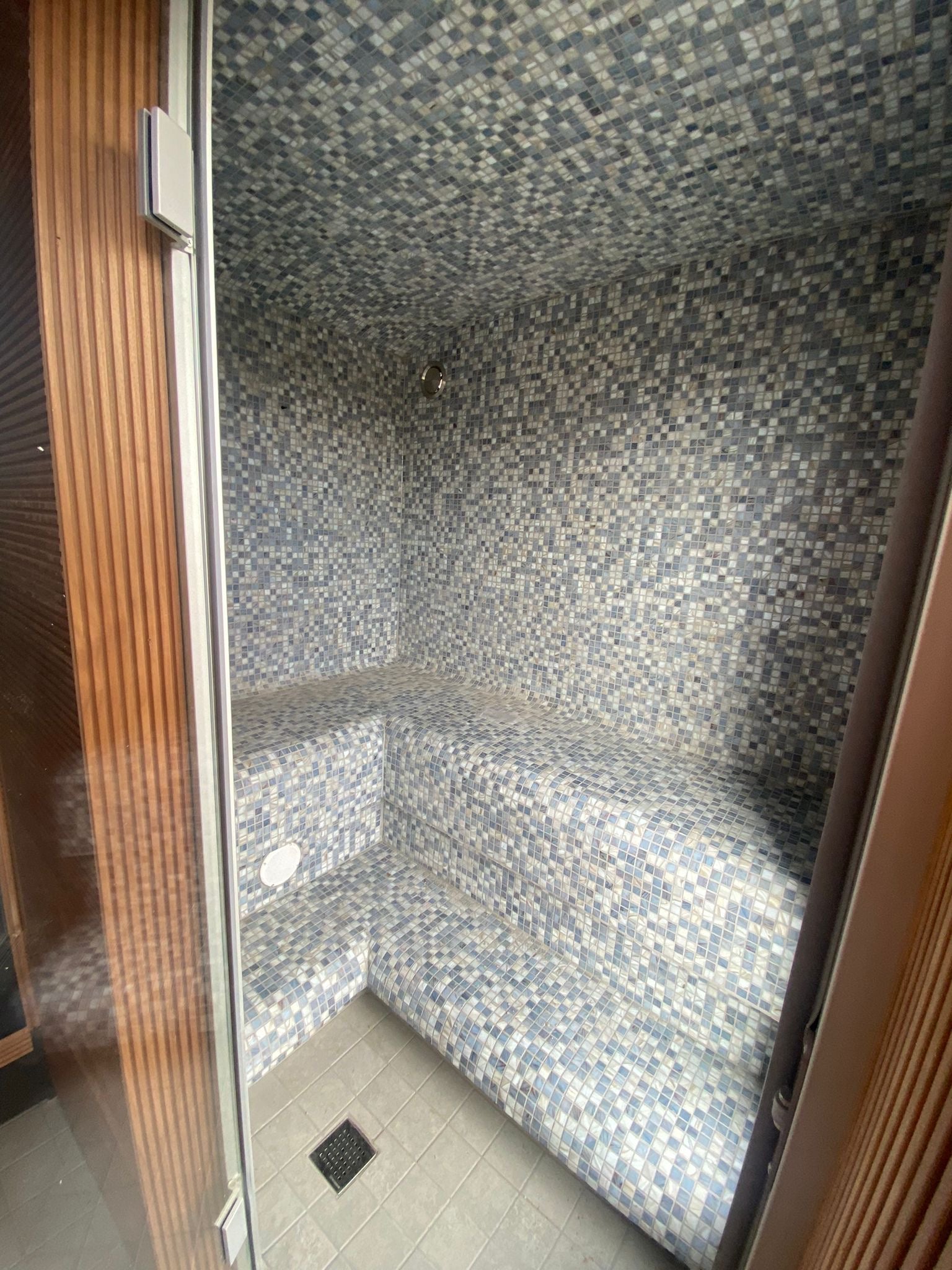 KUUT Outdoor Steam Sauna