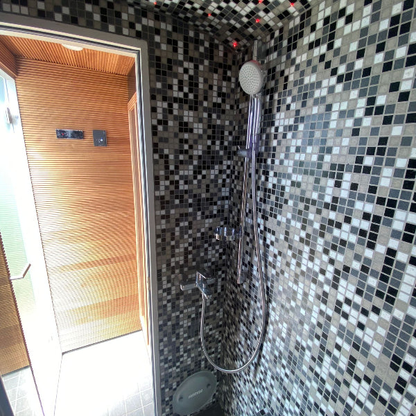 KUUT Outdoor Steam Sauna